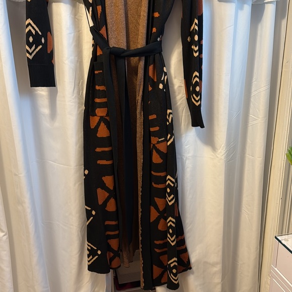 Diyanu Black and Brown Patterned Cardigan - Picture 2 of 5